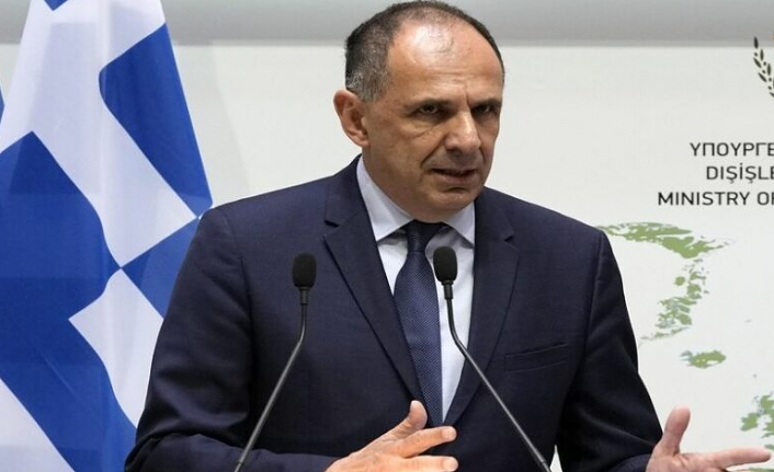 Yunanistan Dışişleri Bakanı, Yerapetridis Kıbrıs sorununda yeşil ışık gördü..