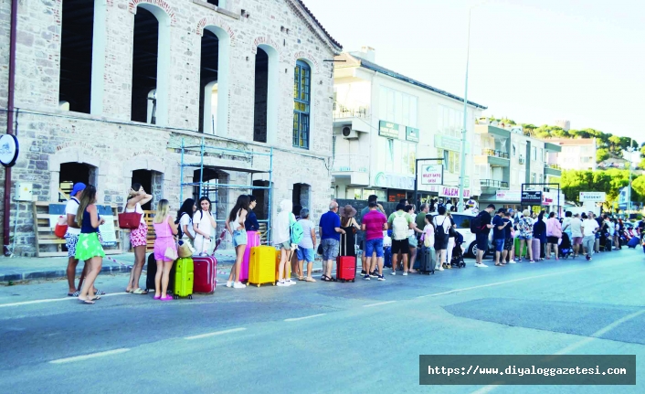 3 günde 10 bin Türk turist