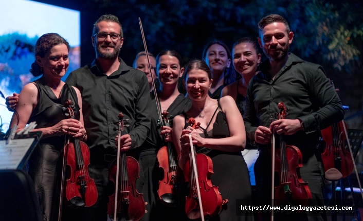 Muhteşem bir konser verdi