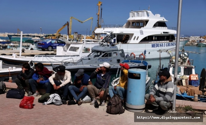 Karamsarlık var