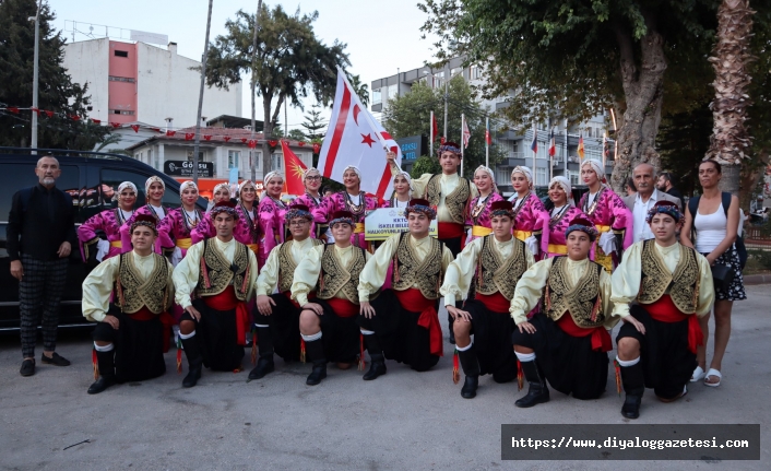 Performansları beğeni topladı