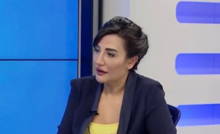 Cemre Akar: "Kadın halinle, kadın başına" zihniyetine karşı verdiğimiz mücadele asla bitmeyecek !