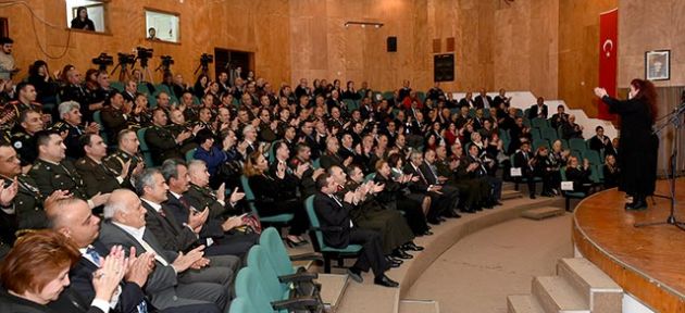 Akıncı: Topluma  yön veren bir liderdi