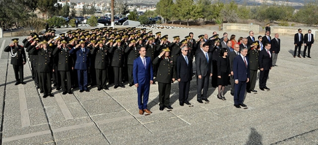 Anavatan coşkuya ortak oluyor