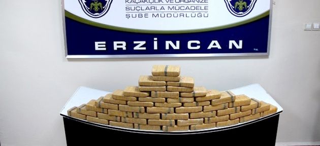 Bagajdan 25 kilo eroin çıktı