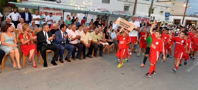 Çatalköy festivalle şenlendi