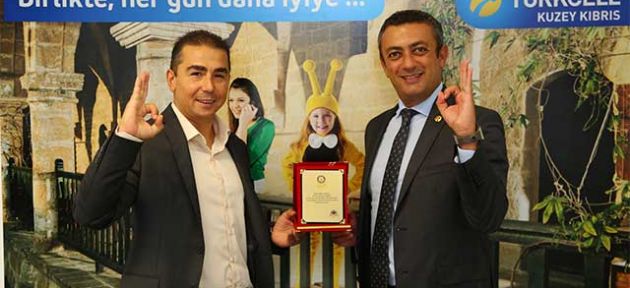 Karaatmaca’ya  plaket verdi