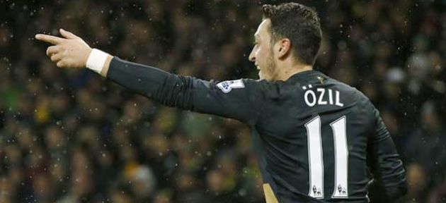 Mesut Özil, Thierry Henry'nin rekorunu kırabilir