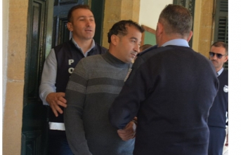 Çenesini kırdı