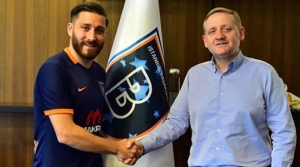 Başakşehir'de transfer sürüyor