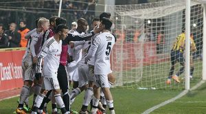 Kartal çeyrek finalde