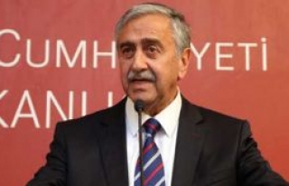 Akıncı onları böldü