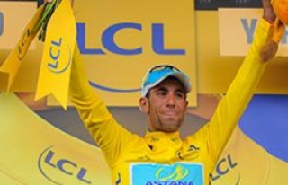 Bisiklette Nibali rüzgarı