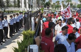 Canlı protesto