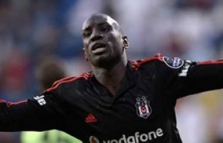 Demba Ba’dan mesaj var