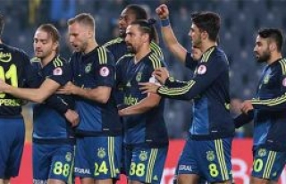 Fener gol yağdırdı