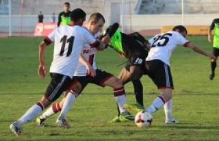 Kartal arayı açtı 1-0