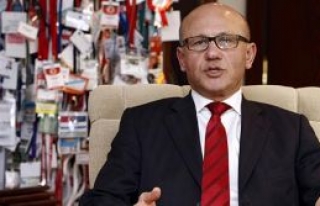 Talat: Çözüm için girişim şart