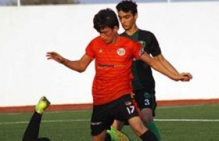 U-15’te Yenicami – Dumlupınar finali