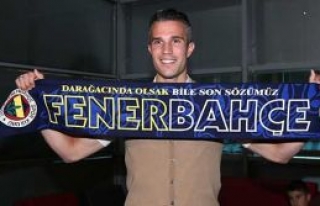 Van Persie İstanbul’da