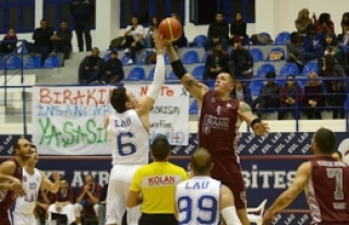 YDÜ deplasmanda galip