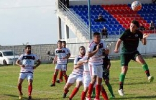 Yeniboğaziçi  uzatmada güldü 4-2